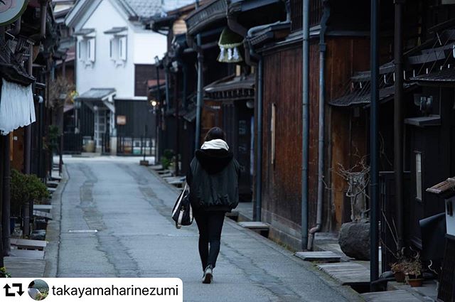 #repost @takayamaharinezumi・・・#飛騨高山 #高山 #飛騨高山写真部#飛騨#日本 #岐阜県インスタ部#whim_life #写真#旅行#japan #takayama #hida #風景 #trip#wp_japan  #gifuphoto#tokyocameraclub #instakayama#daily_photo_jpn#travelphotography #travel#visit_tokai#ig_phos#hidatakayama #team_jp #photography#photo#streetphotography#landscapephotography