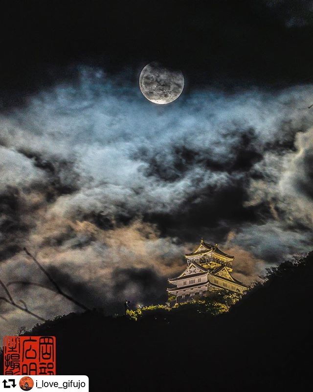#repost @i_love_gifujo・・・"Moon & Nobunaga's Castle at the top of Mt. Kingka" Age of moon: 16.1 daysPhoto taken in Gifu, Japanon  January 11, 2020 "岐阜城と月" 月齢16.1日の月撮影地:岐阜2020年1月11日撮影End to end長距離の撮影の後の移動が大変。南の方で撮影した経験を思いだしながら移動。1時間後の撮影になりました。なんとか月とお城をフレーム内に収めることができました。こっちは、180-400& APS-C#instagramjapan #awesomedreamplaces #ig_color  #japan_of_insta #iGersJP #team_jp_ #depthsofEarth #retrip_news #Lovers_Nippon #japan_daytime_view  #japanawaits #japan_photo_now #light_nikon #Loves_Nippon #bestjapanpics_ #phos_japan #photo_jpn #kf_gallery #skyshotarchive #jp_gallery #insta_nagoya #nikontoday #moon_of_the_day #visitjapanjp #gifuphoto  #gifusta #東京カメラ部 #岐阜城と月 #岐阜県インスタ部